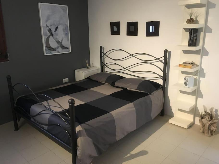 Studio Apartment With Pool In House Of Character. Birkirkara Extérieur photo
